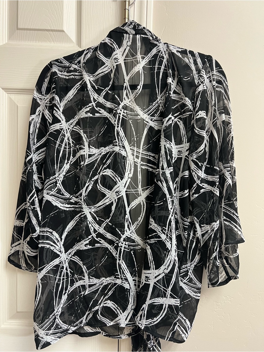 JM Collection Woman Black & White Sheer Blouse/Jacket – Size 2X
